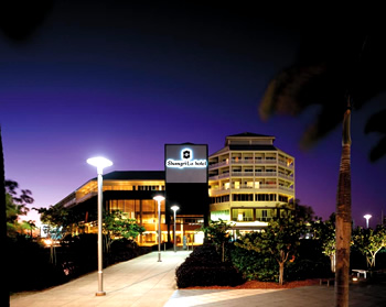 Shangri La Cairns